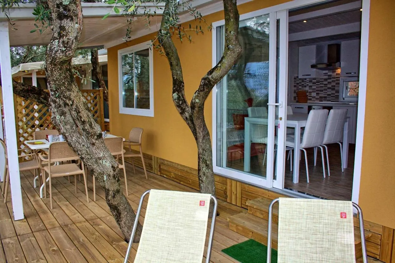 Campsite Camping Le Maior Brenzone sul Garda Italy